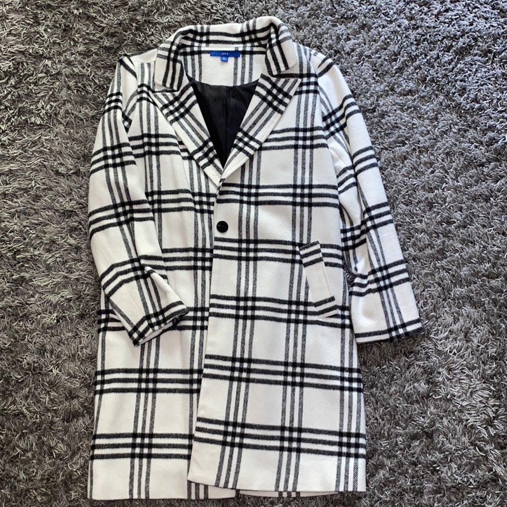 APT 9 Coat